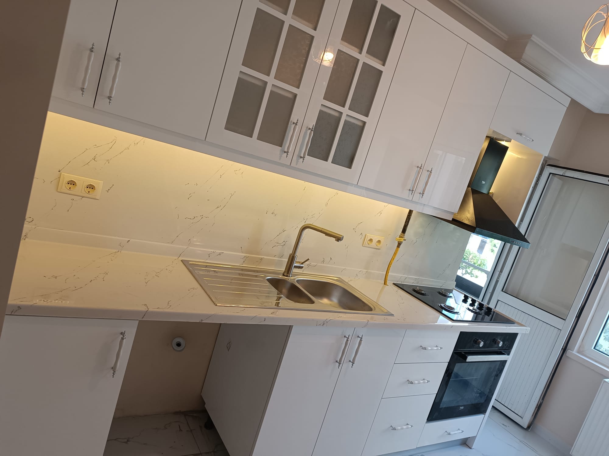 mersin-boya-tadilat-mutfak-dekorasyon-01 (3) mersin-boya-tadilat-mutfak-dekorasyon-01 (3)